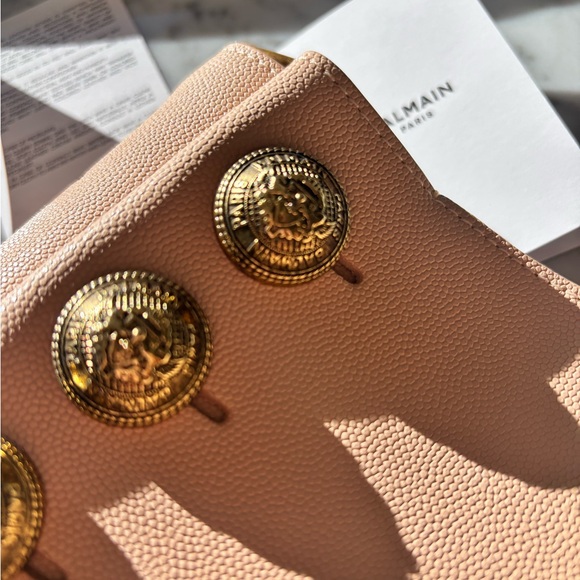 💯% Authentic Balmain Shoulder Bag - Picture 4 of 10